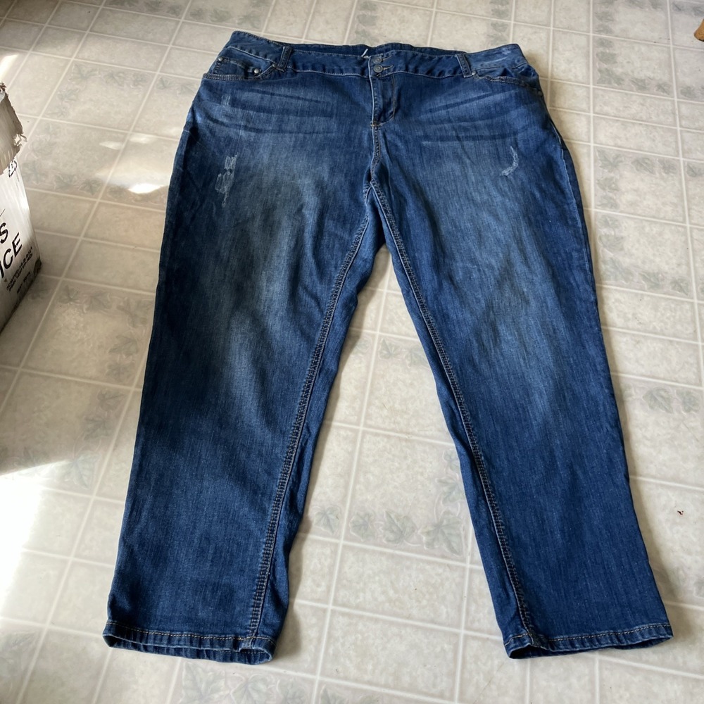 Lane Bryant Jeans sz 24 Blue Straight LegMedium Wash Distressed wide waistband